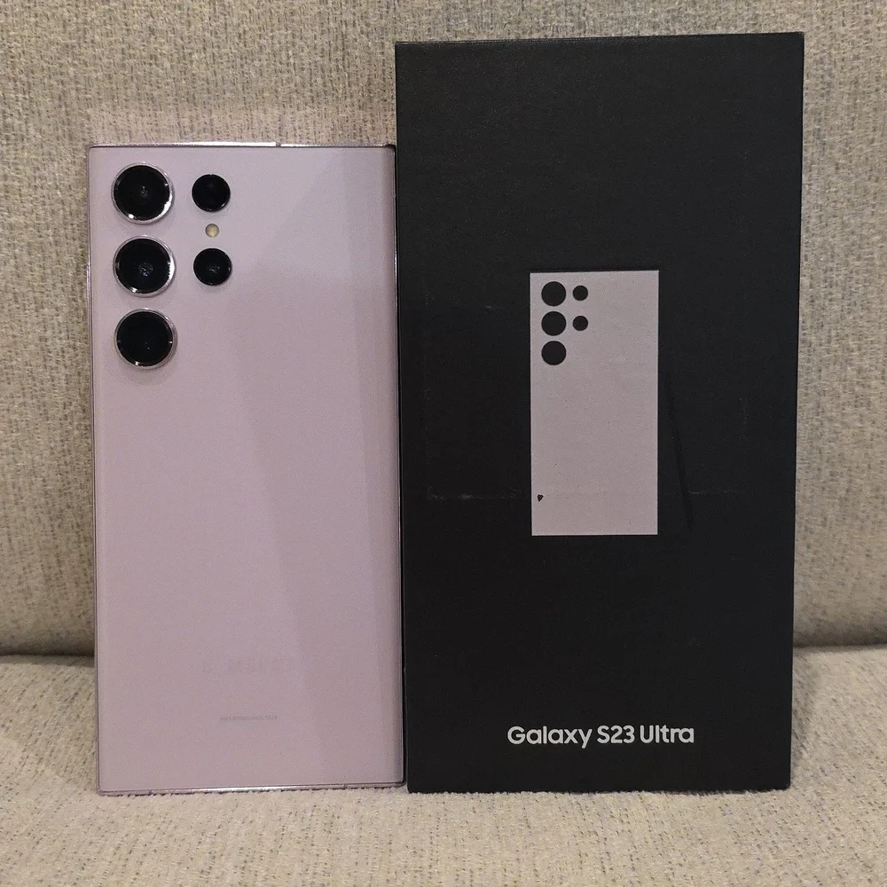 Samsung Galaxy S23 Ultra Smartphone - Lavender - Picture 2 of 10